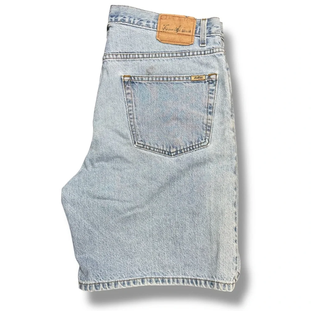 Levi Strauss Y2K Denim Shorts Womens Light Wash 2004‎ Vintage